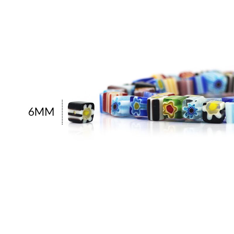 MURRINA CUBO 6MM / X SARTA / color mixto / promedio 64 uni / REF - 0331 / ref - 0331