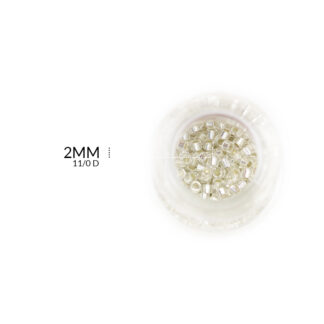 Chaquira miyuki centro plateado 2mm x 5grm