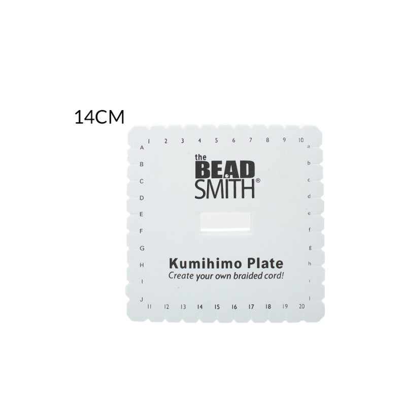 KUMIHIMO CUADRADO 14CM / color blanco / por unidad / REF-8796 / REF- 8796