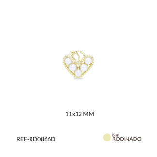 Dije rodinado corazón con perlas