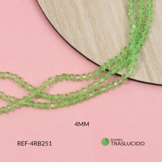Rombo traslucido verde claro 4mm