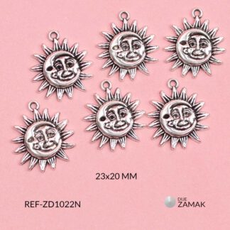 Dije zamak relieve rostro sol y luna 23x20mm x 6unds