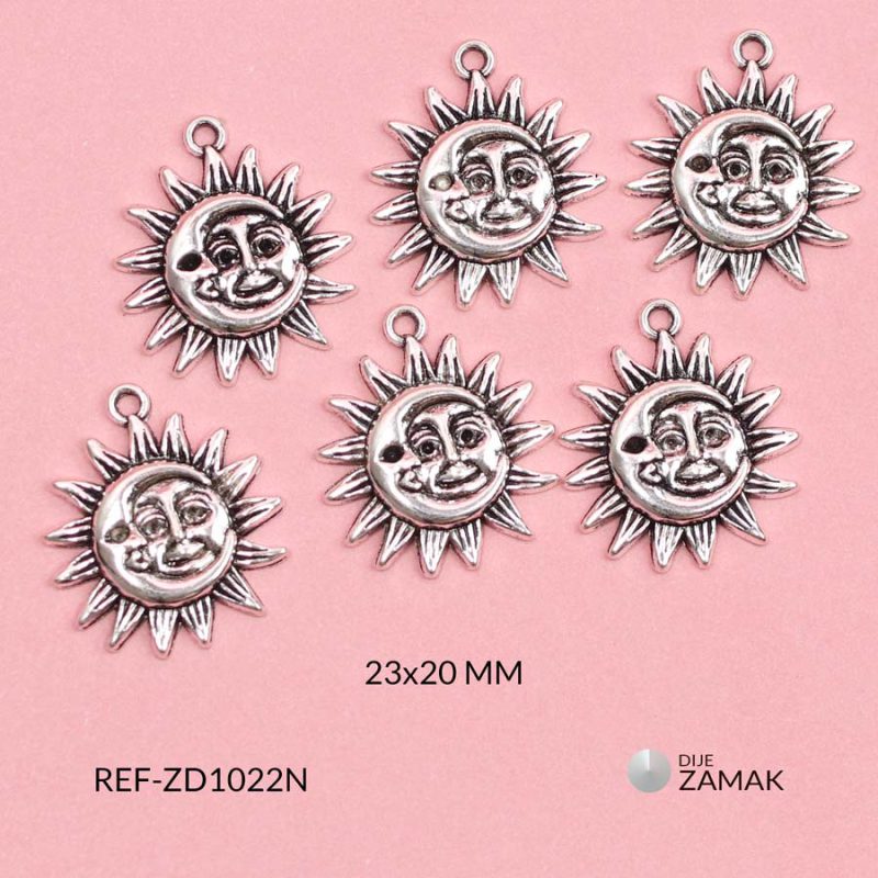 Dije zamak relieve rostro sol y luna 23x20mm
