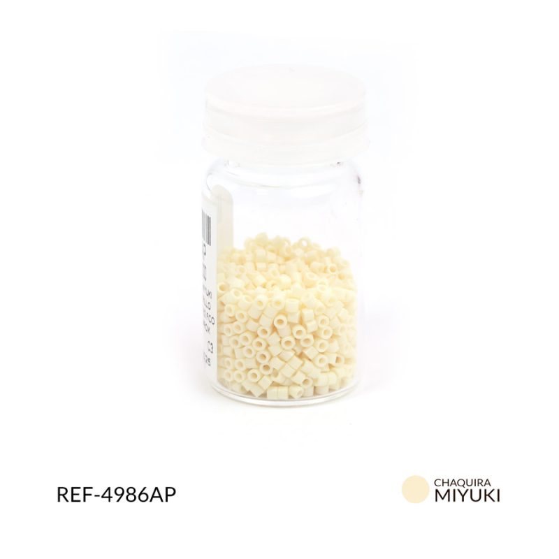 Chaquira Miyuki color crema  / x 5 gramos aproximado