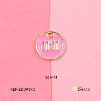Dije zamak amuleto 11:11 rosado 16mm x unidad